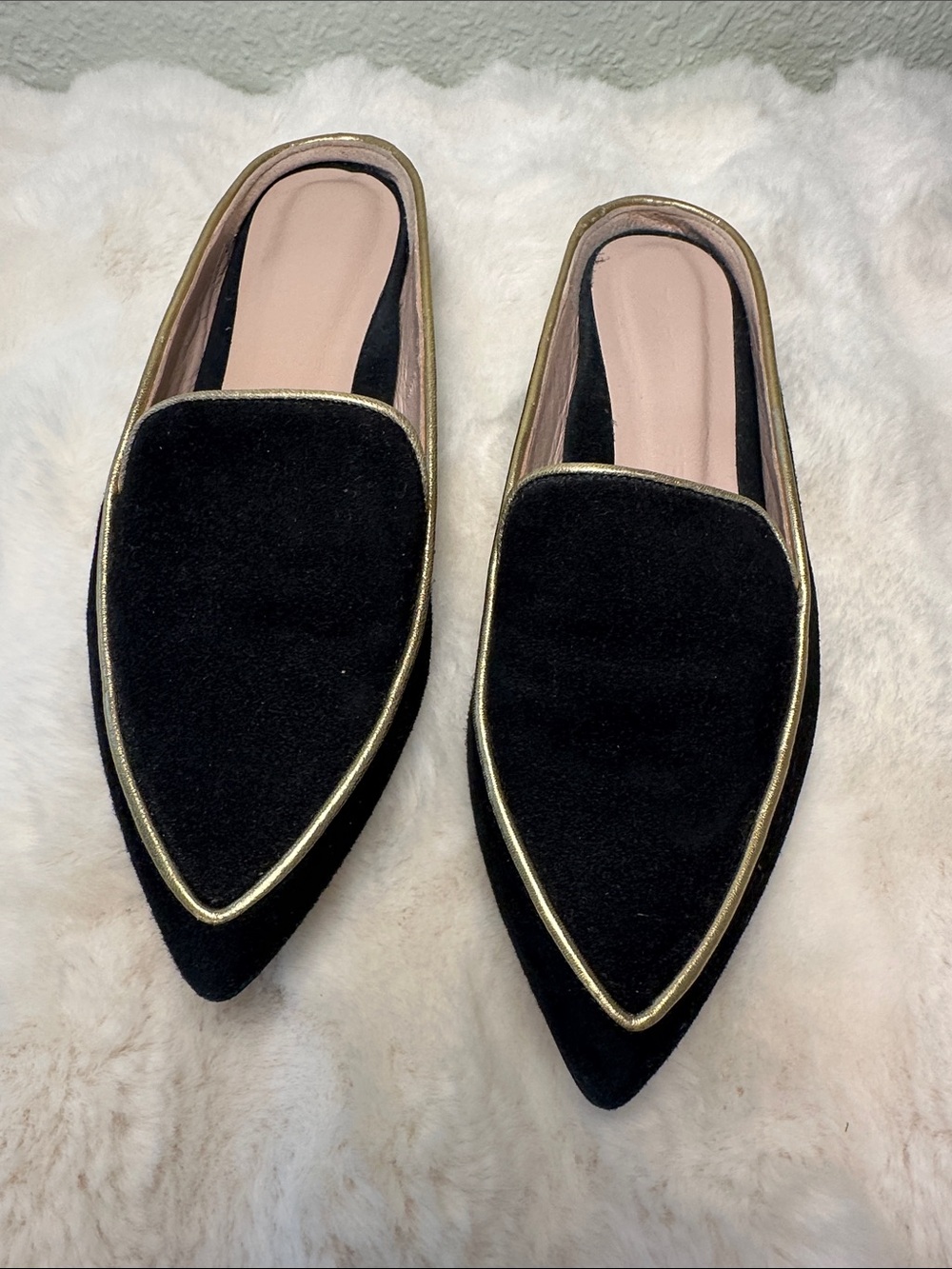 Taryn Rose Pointed Toe Suede Mule Loafers